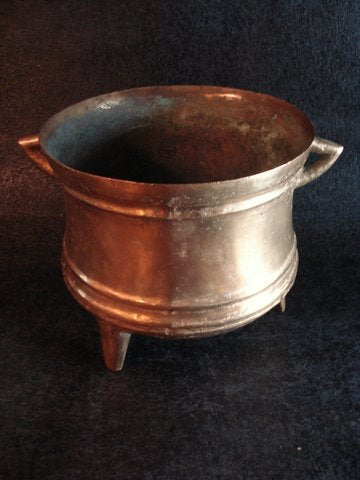 Bronzegryde - Antikbutik hos Auktion-Antik.dk. Bronzerig 16-1700's. Højde 23 cm