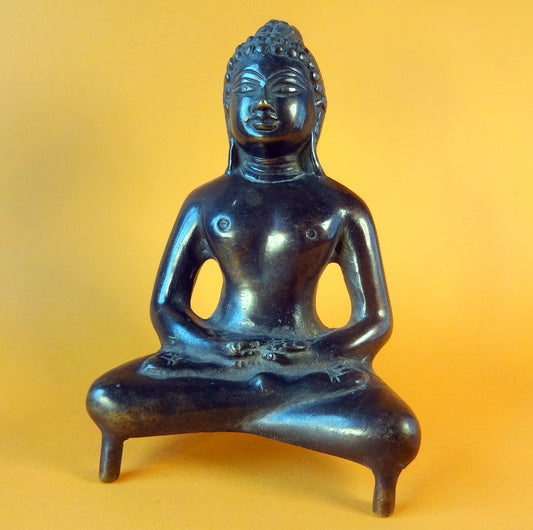 Siddende Buddha af bronze. Antagelig Tibet