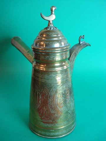 Arabisk kaffekande - Antikbutik hos Auktion-Antik.dk. Arabisk kaffekande. Højde 26 cm