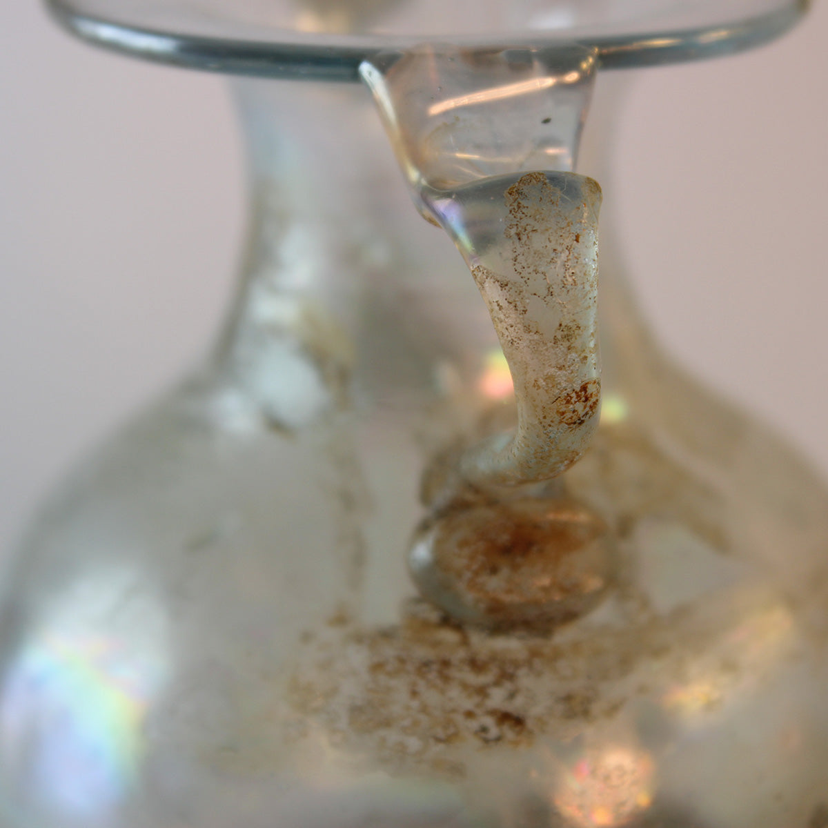 Flasken er fundet i jorden på sydfyn ca. 1930