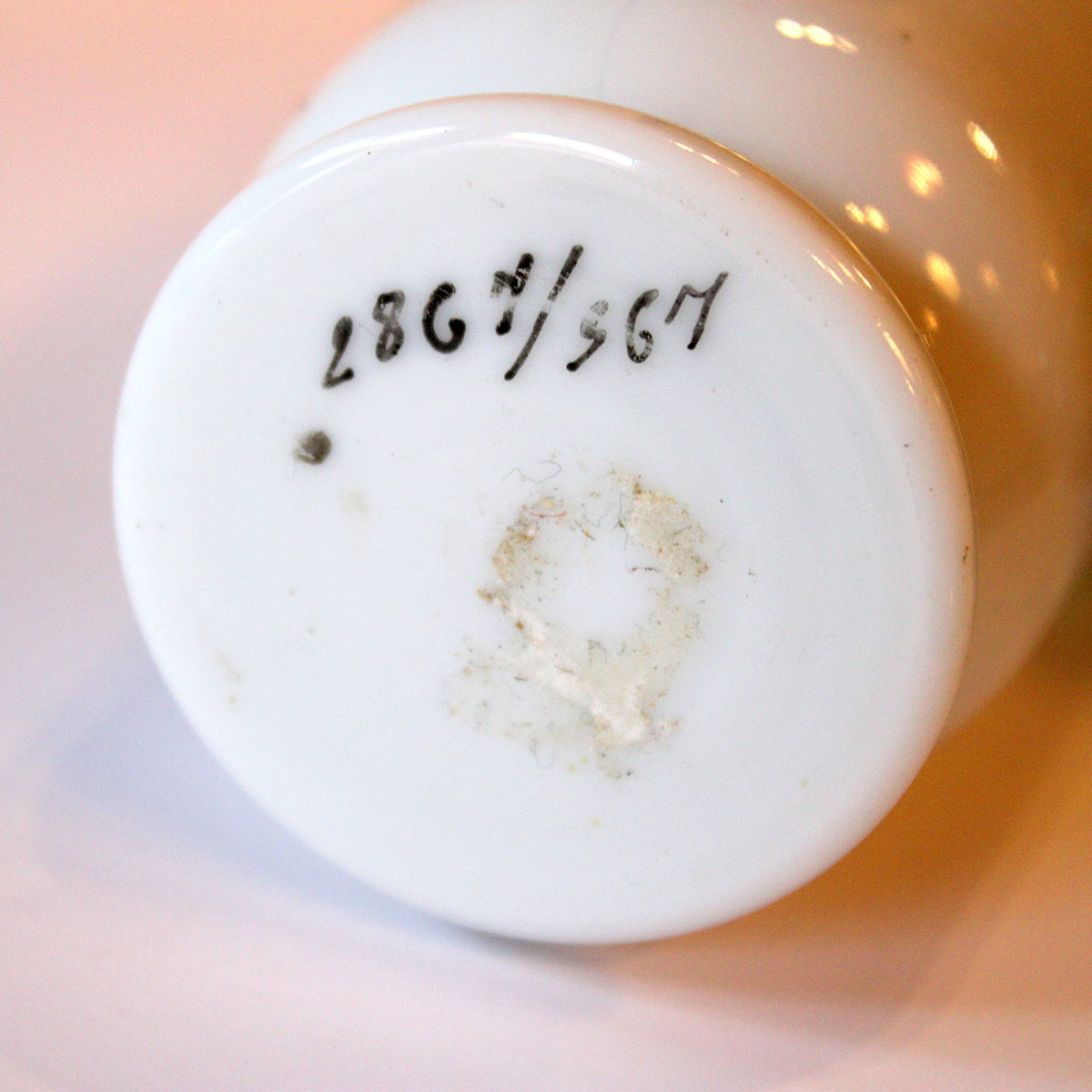 Vase fra Brendekilde med nummerering Nr. 2867/367